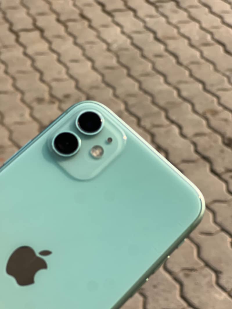 Apple iPhone 11 2