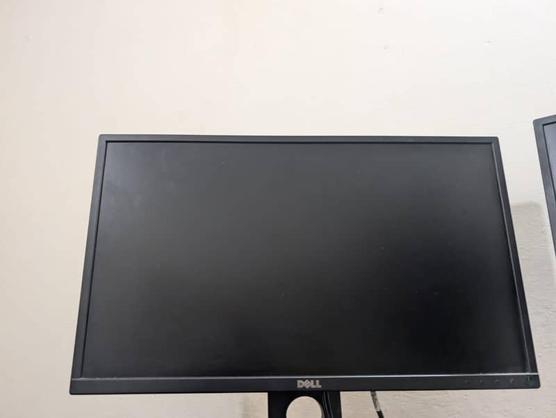 2 Dell monitors 0