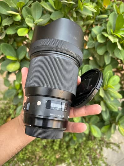 Sigma 85mm 1.4 canon mount