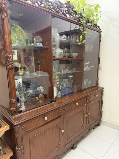 Furniture divider