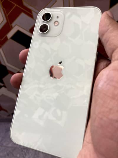 Apple iPhone 12