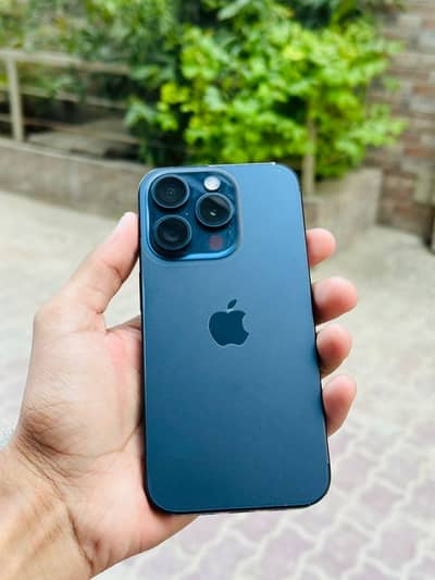Apple iPhone 15 Pro