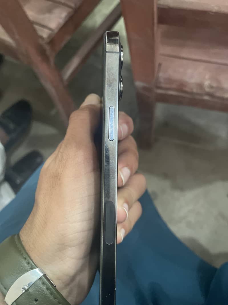 Apple iPhone 12 Pro Max 5