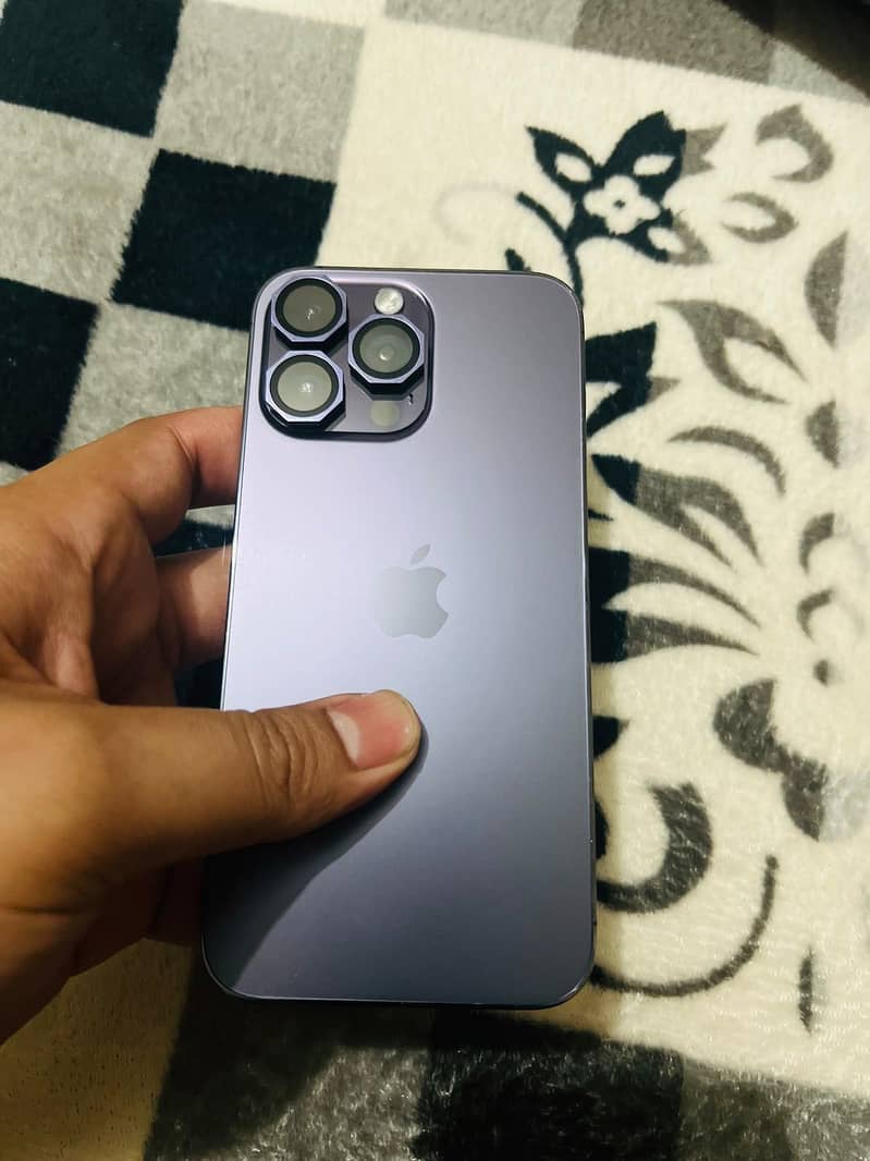 Apple iPhone 14 Pro Max 8