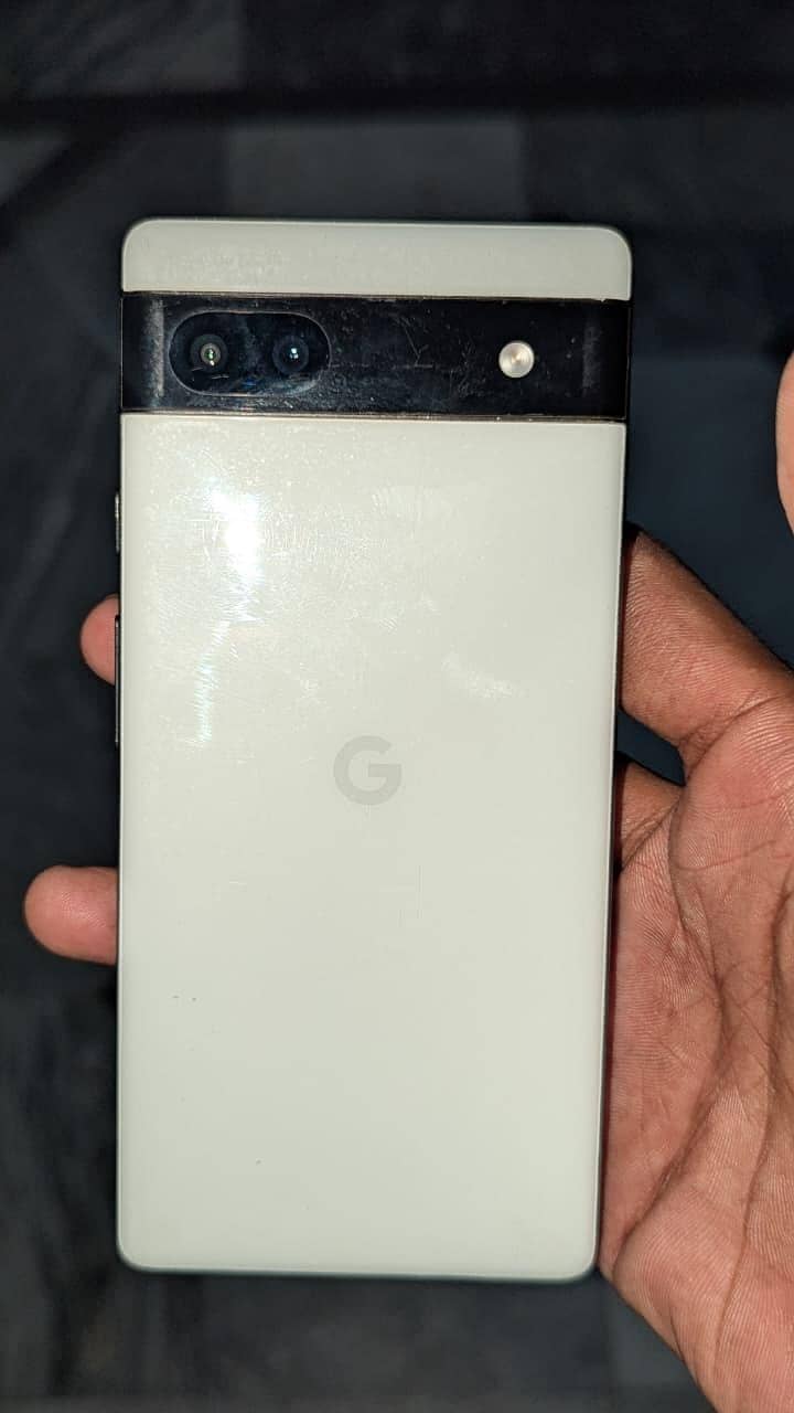 Google Pixel 6a 1