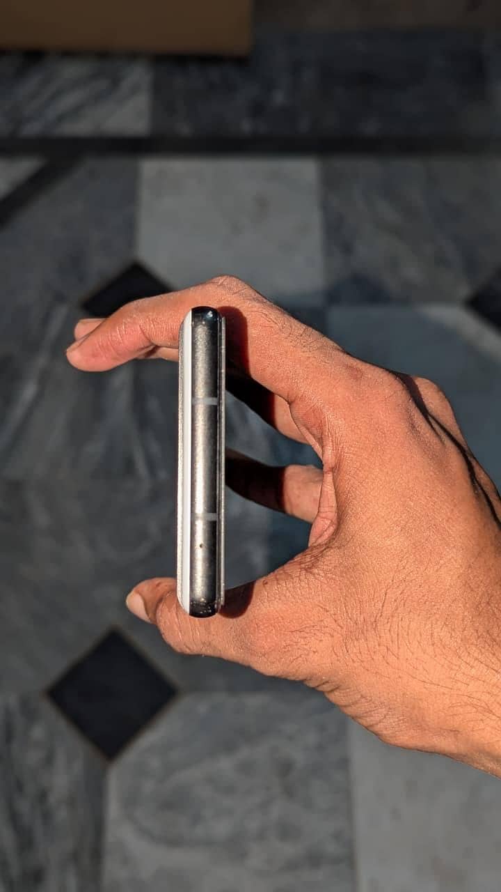 Google Pixel 6a 3