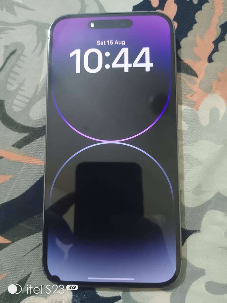 Apple iPhone 14 Pro Max 1