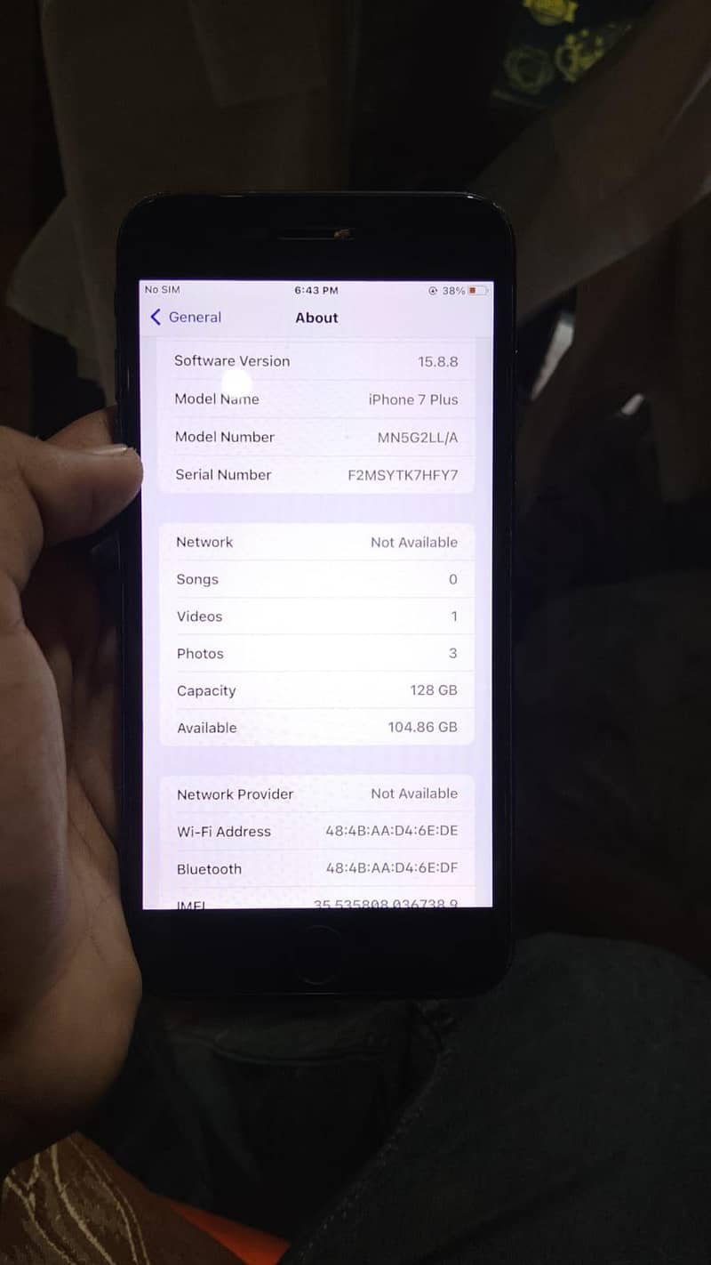 Apple iPhone 7 Plus 1