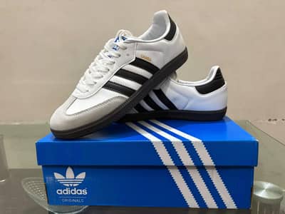Casual shoes