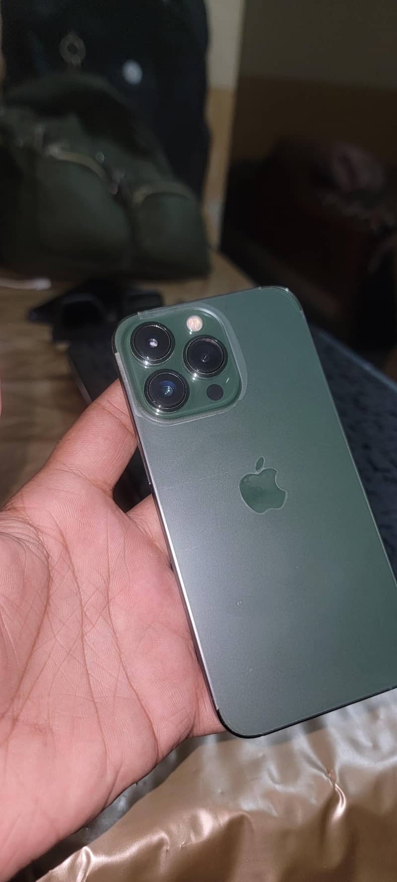 Apple iPhone 13 Pro 1