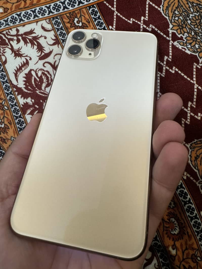 Apple iPhone 11 Pro Max 0