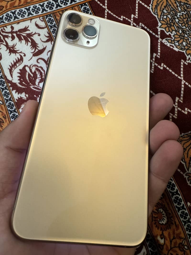 Apple iPhone 11 Pro Max 1