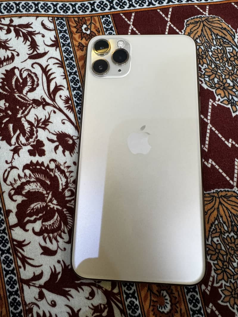 Apple iPhone 11 Pro Max 7