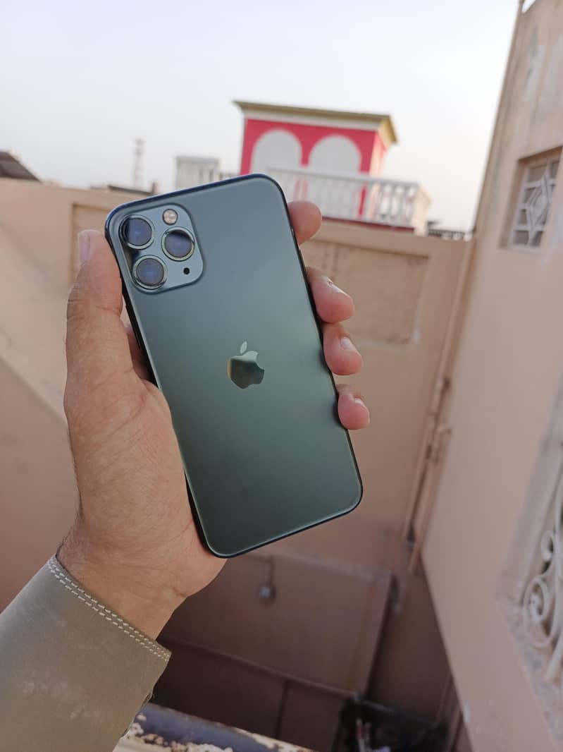 Apple iPhone 11 Pro 1