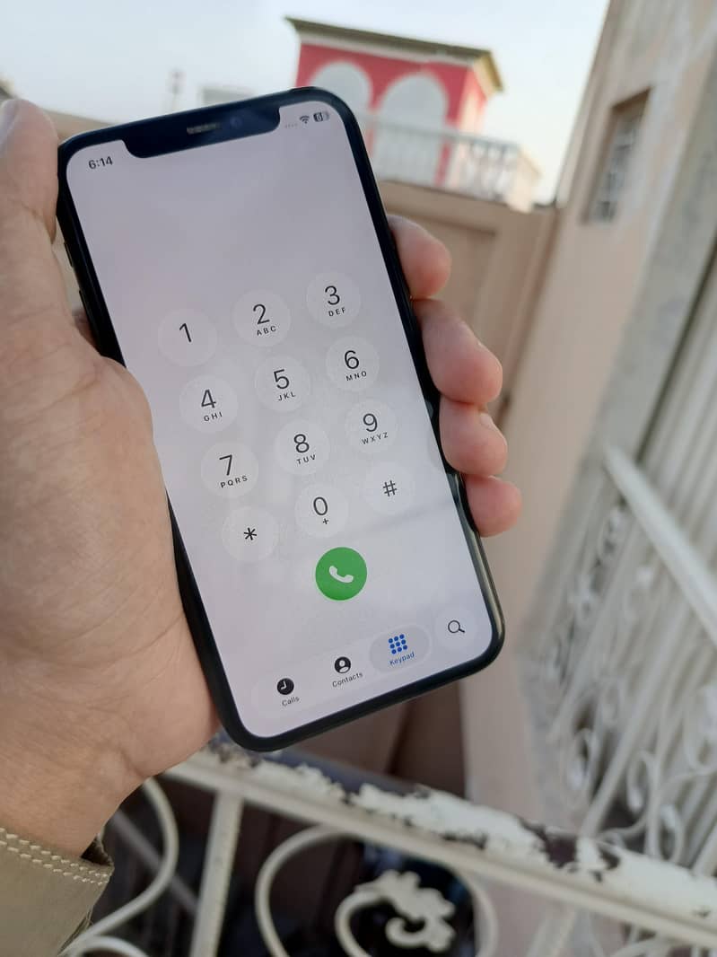 Apple iPhone 11 Pro 6
