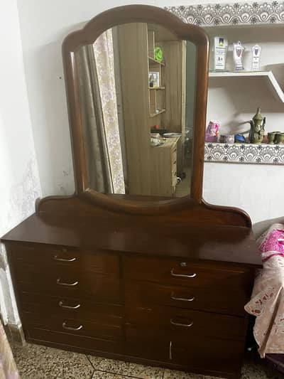Dressing table for sale