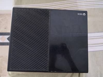 Xbox one 500 gb with games