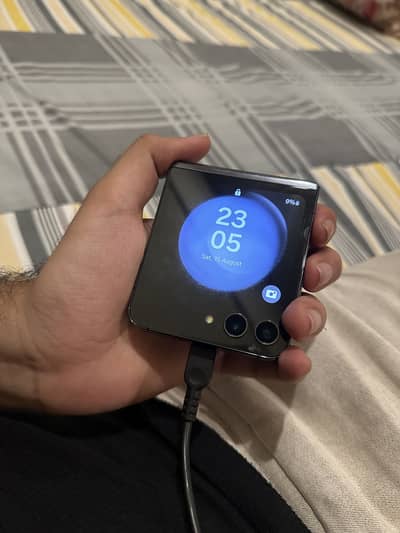 Samsung Mobile Z Flip 5