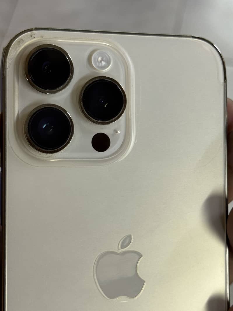 Apple iPhone 14 Pro Max 3
