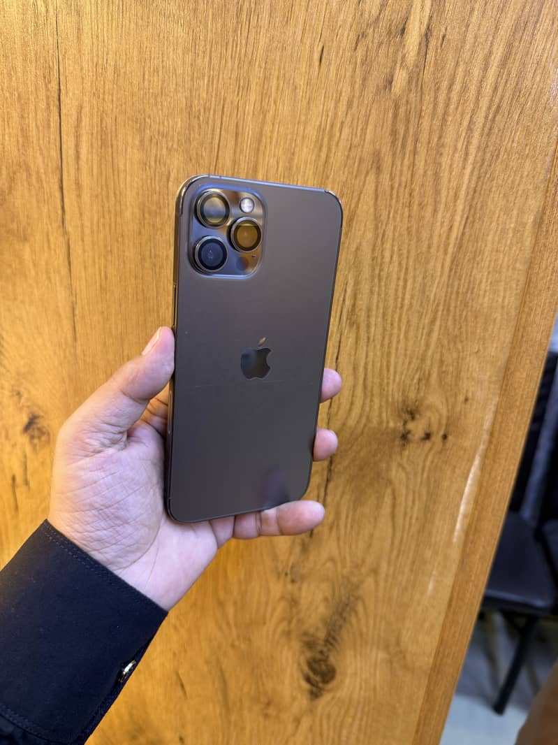 iPhone 12 pro max 0