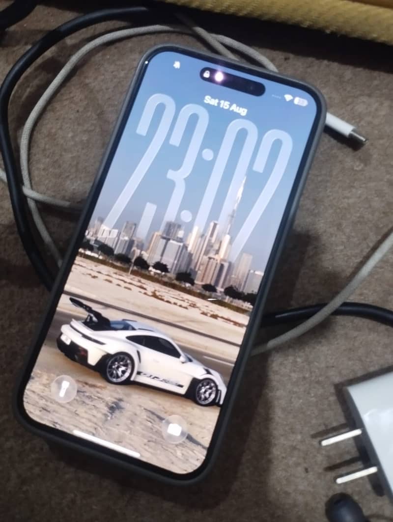 Apple iPhone 15 Pro Max 3