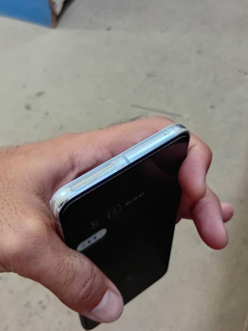 Google Pixel 8 Pro 3