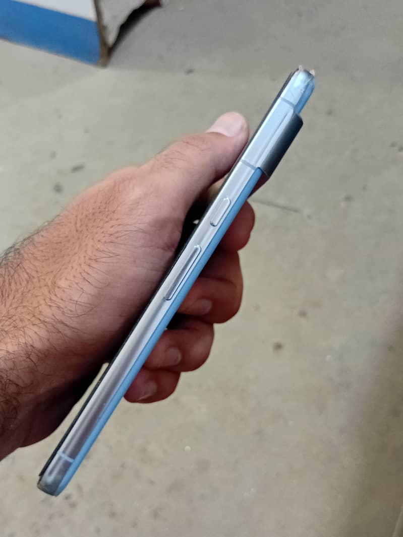 Google Pixel 8 Pro 4