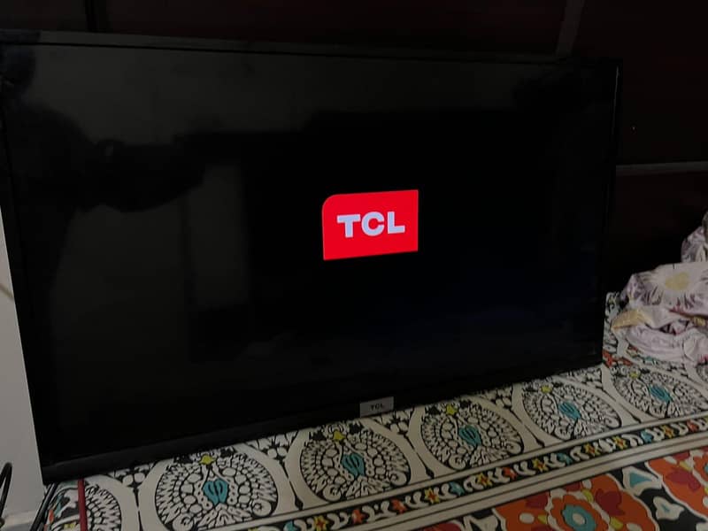 TCL Android/Wifi LED 1