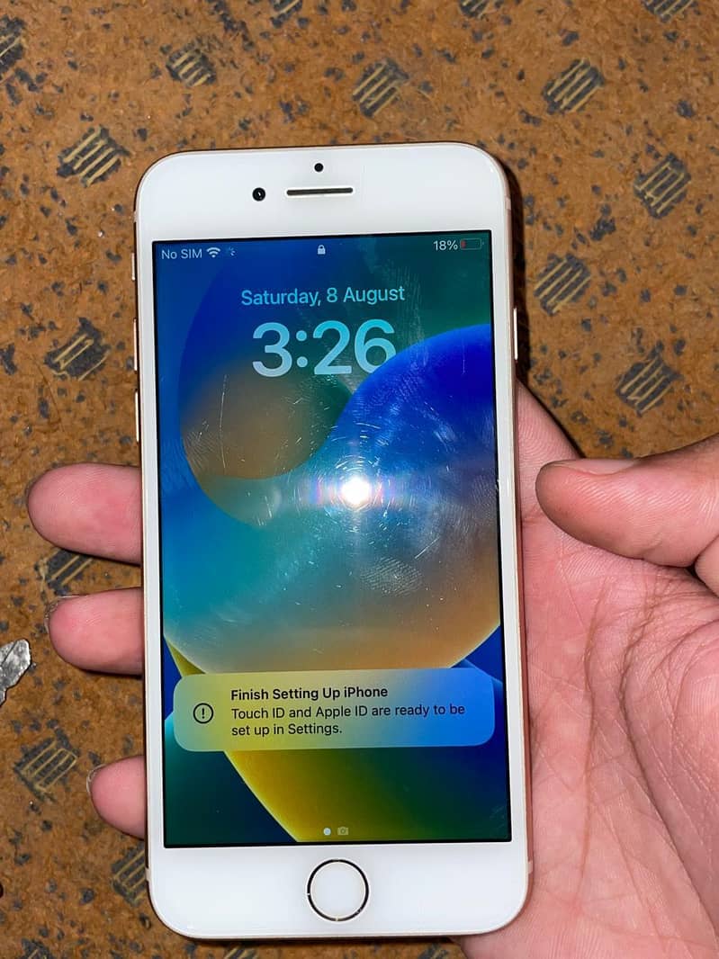 Apple iPhone 8 3