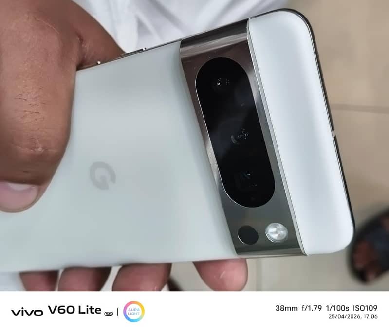 Google Pixel 8 Pro 0
