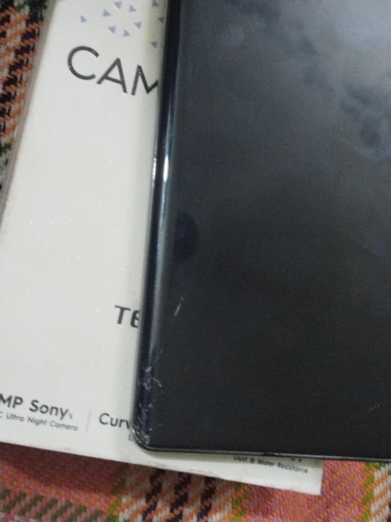 Tecno camon 40pro 3