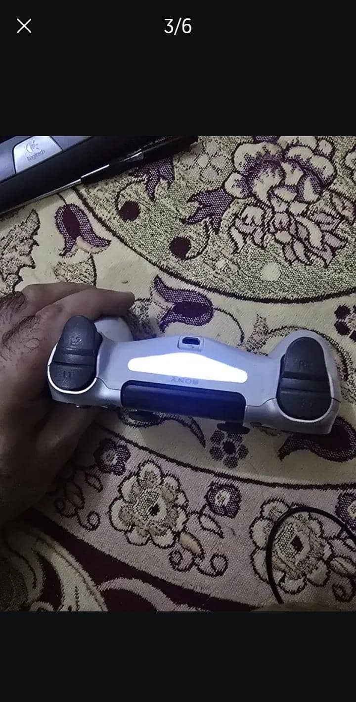 PlayStation controllers 1