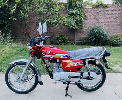 Honda CG125  2020Model total genuine 12000km use  best for2021