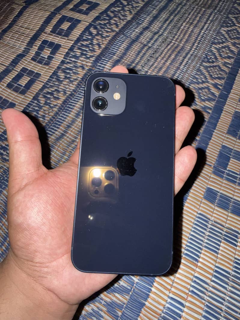 Apple iPhone 12 0