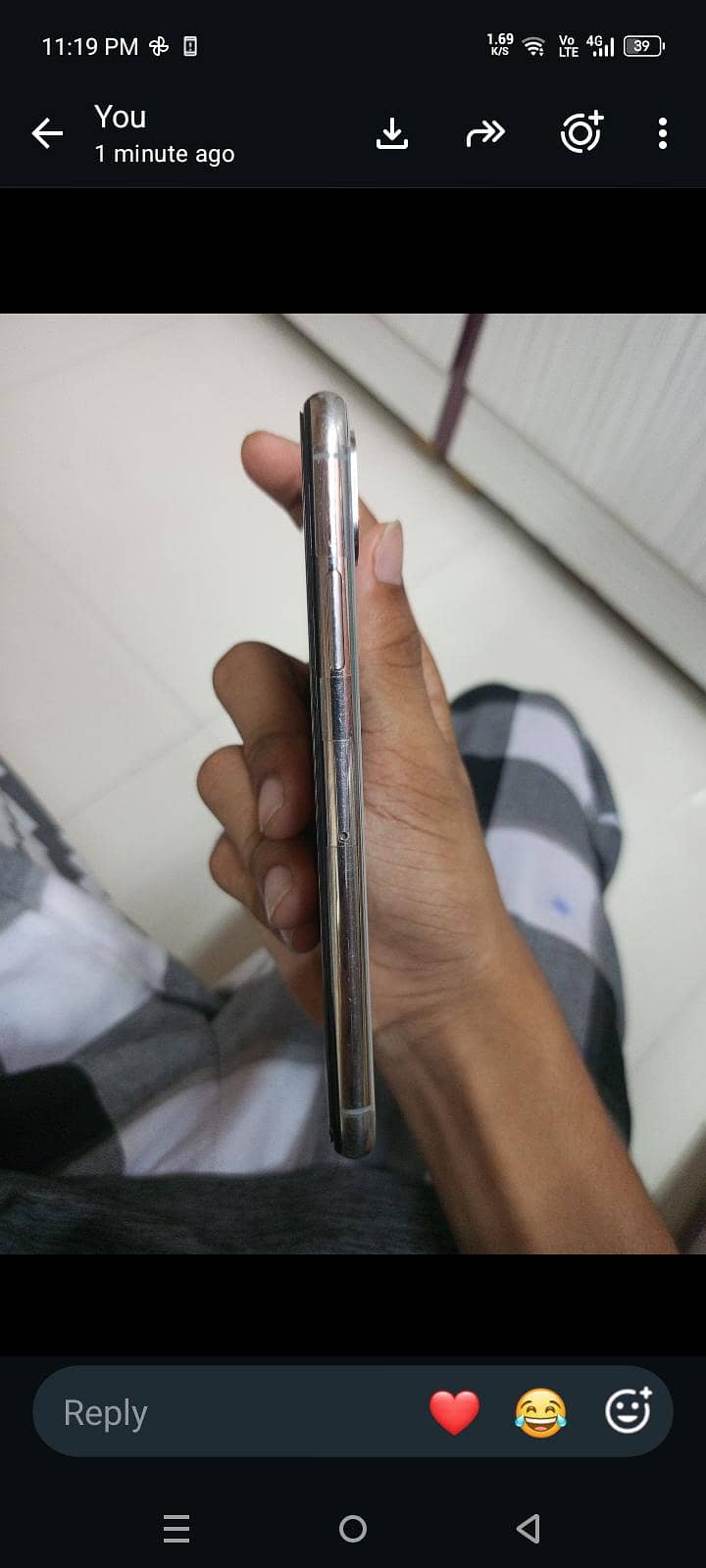 Apple iPhone X 3