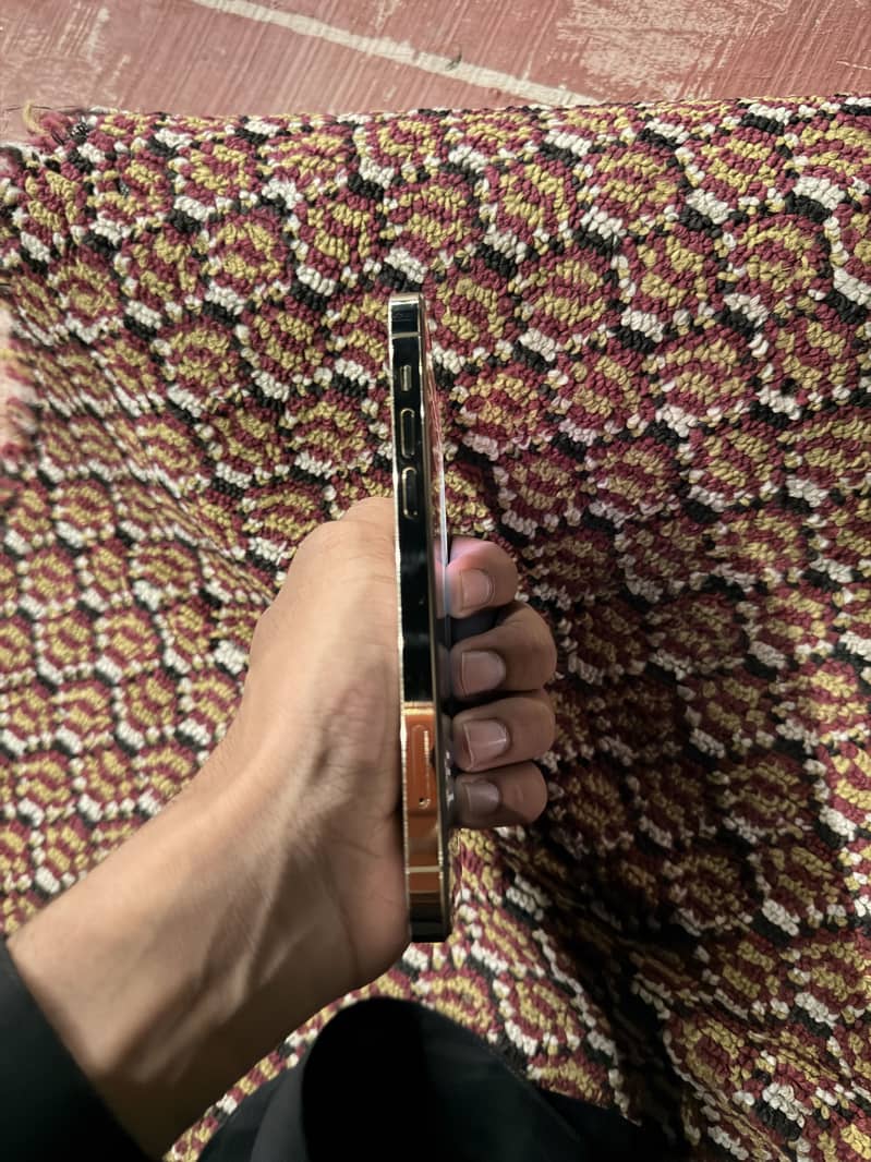 Apple iPhone 12 Pro 5