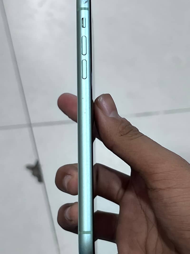 Apple iPhone 11 1