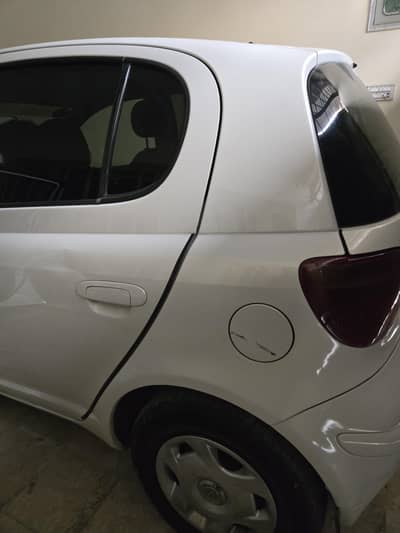 vitz fresh