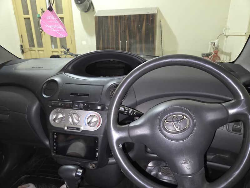 vitz fresh 9