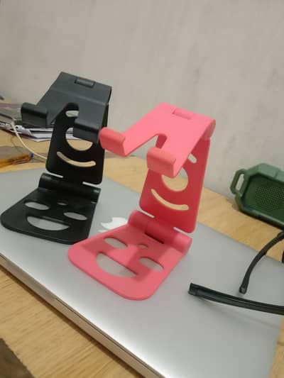 table phone stand