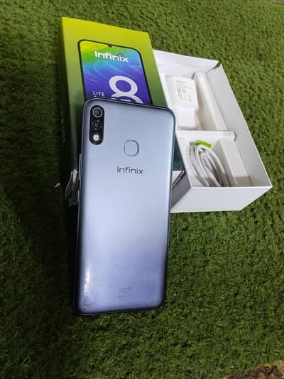 Infinix Hot 8 Lite