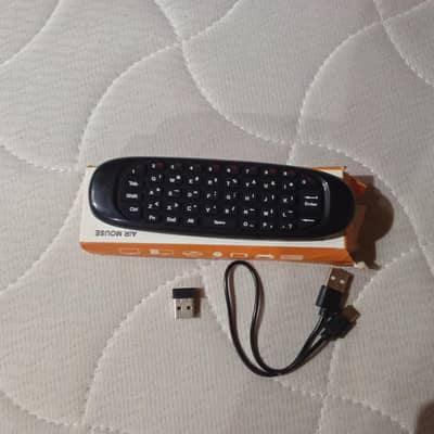 LCD remote+voice search