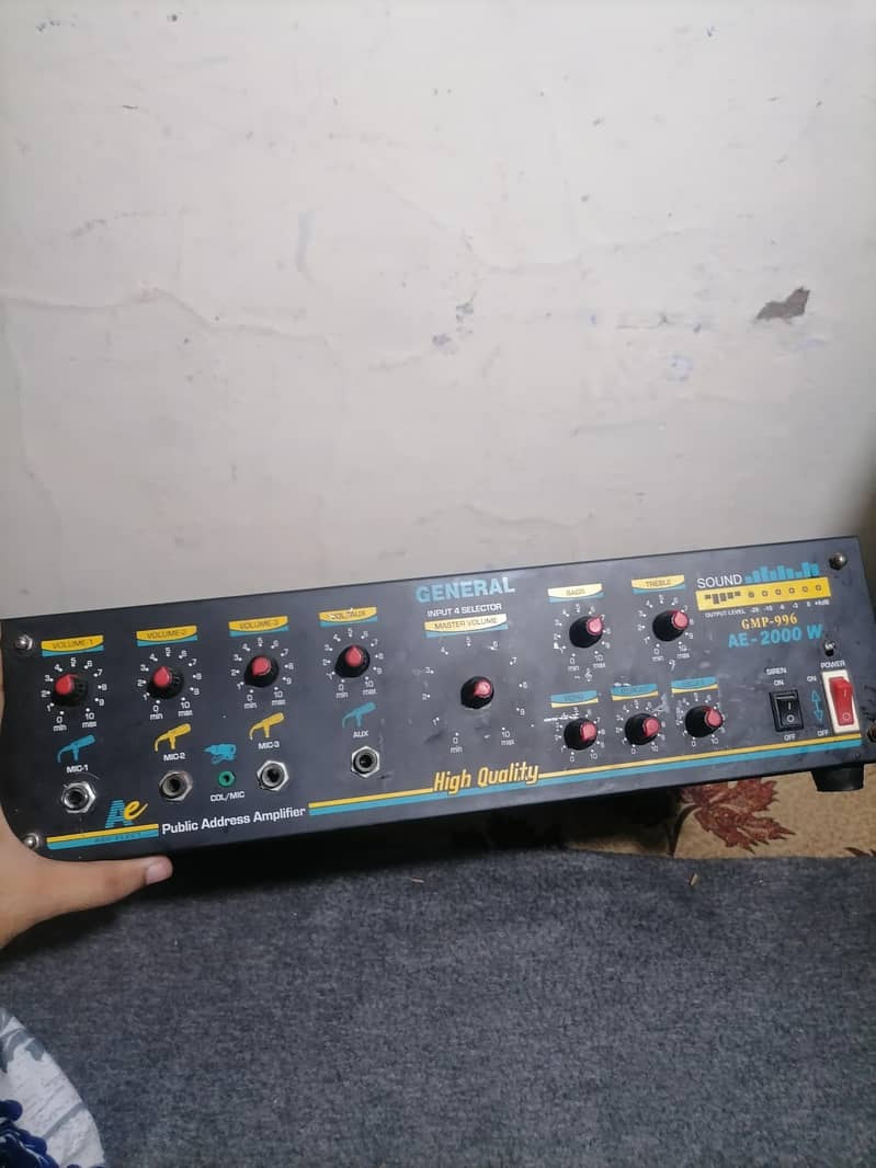 amplifier beat 4