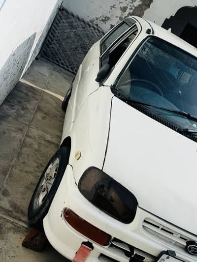 Daihatsu Cuore 2004