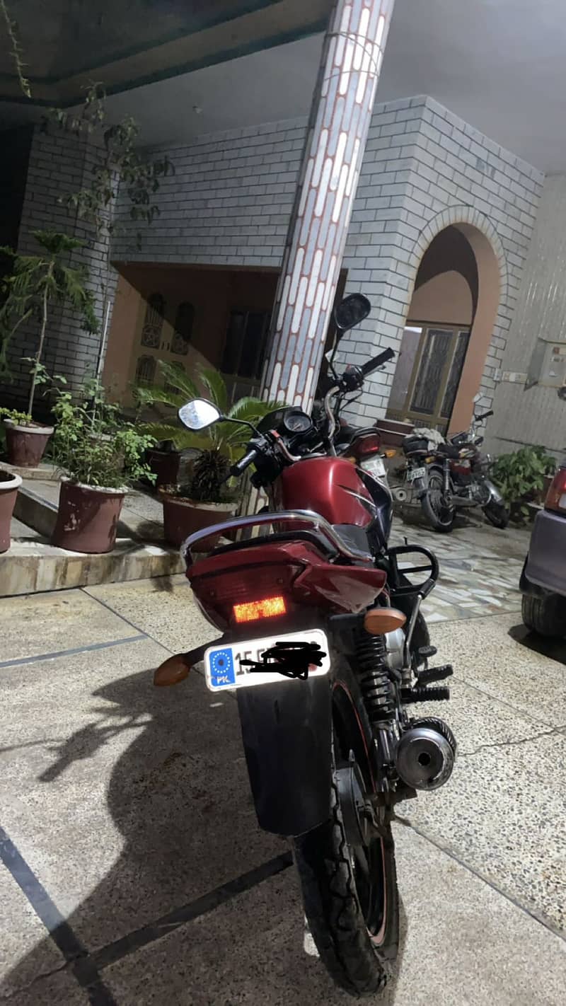 Ybr 125 8