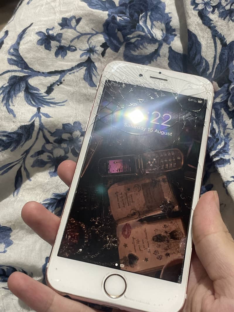 Apple iPhone 6S 5