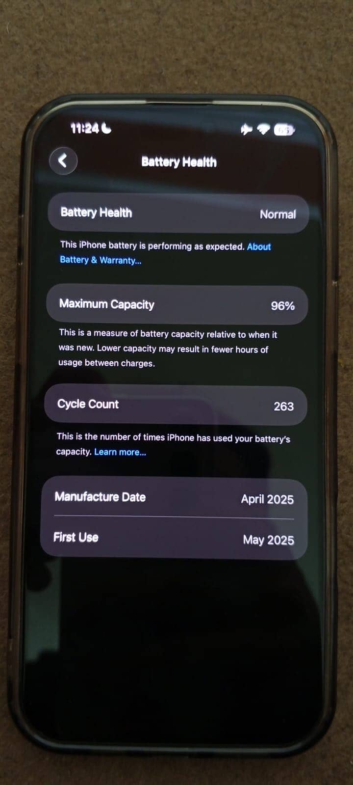Apple iPhone 16 Pro Max 1