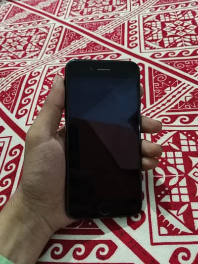 Apple iPhone 7