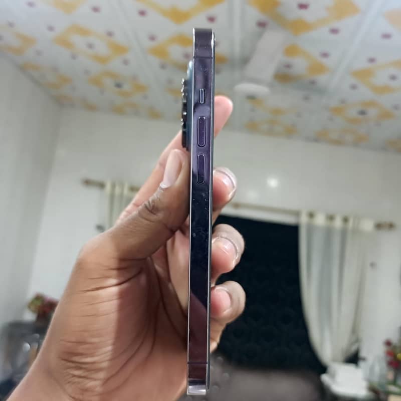 Apple iPhone 14 Pro 3