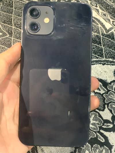 Apple iPhone 12
